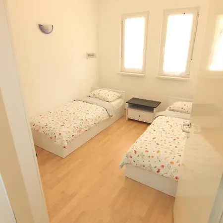 Two Bedroom Kozjak Apartament